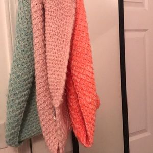 Wool scarfs